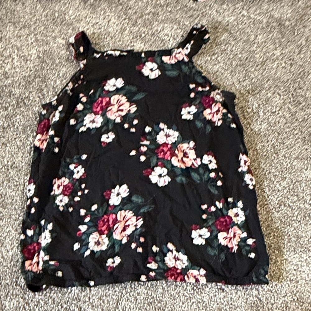Maurice’s Floral Black Tank Top